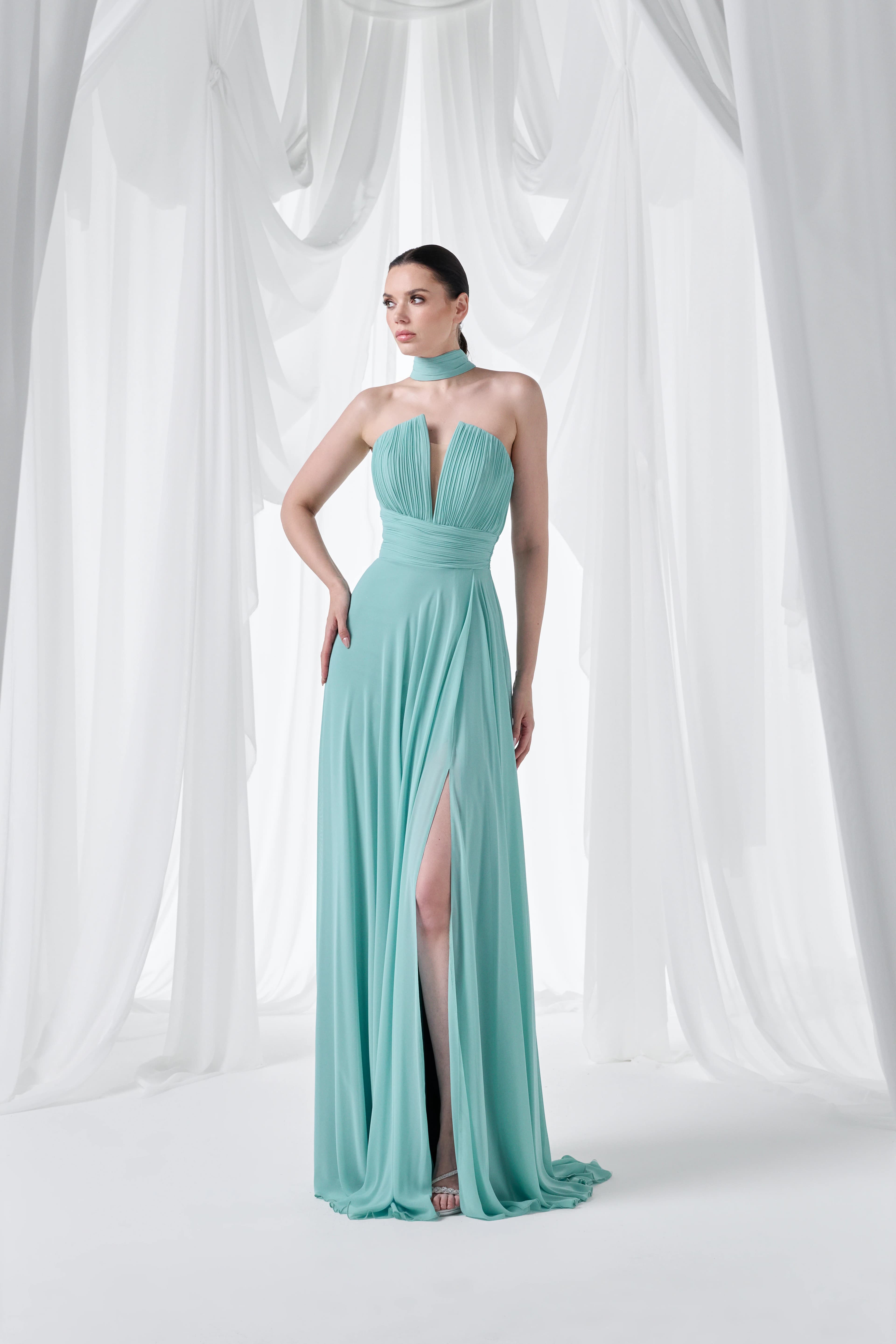 Göğüs Plise Detaylı Şifon Elbise